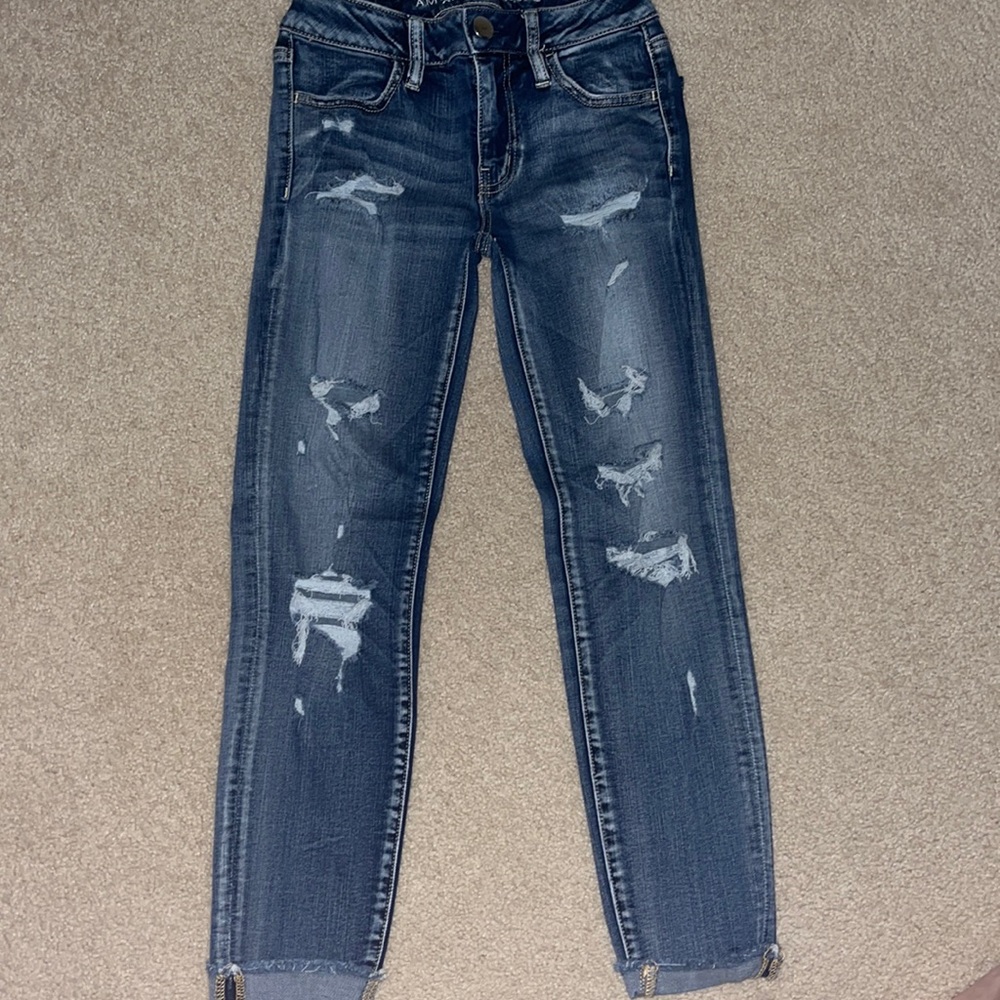 Ripped cropped jeans